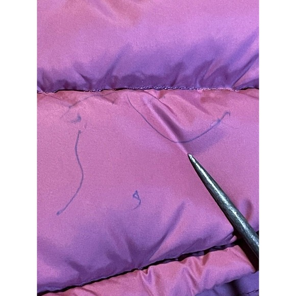 XL Orvis Trout Bum winter puffer vest puffy purple - Picture 9 of 10